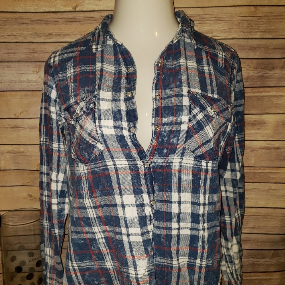 Large flannel - red, white and blue
